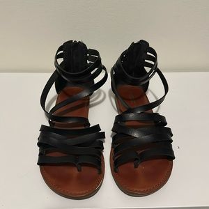 American Eagle Strappy Gladiator Sandal, size 10